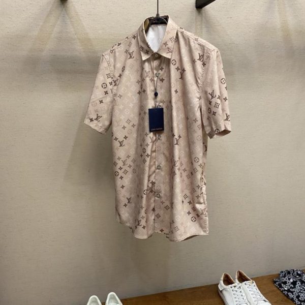 designer,replica,clothing,fake,1:1,lv,luxury,high quality LV’s new Monogram early autumn collection short-sleeved T-shirt (2IMKJ3)