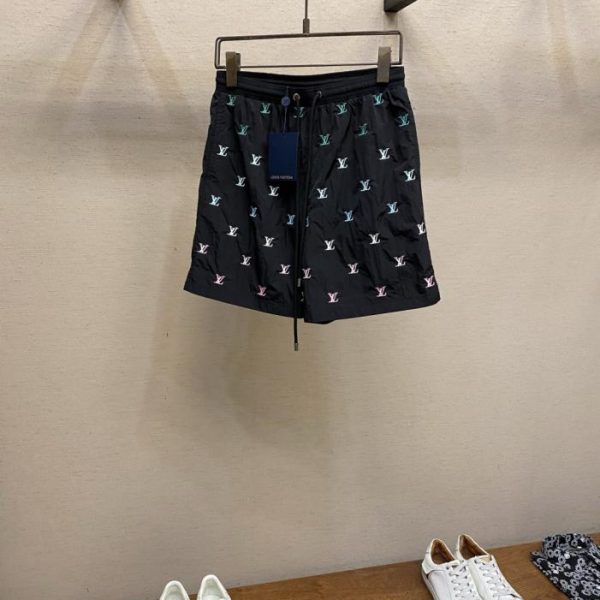 designer,replica,clothing,fake,1:1,lv,luxury,high quality LV gradient monogram embroidered beach shorts (1K2CCE)