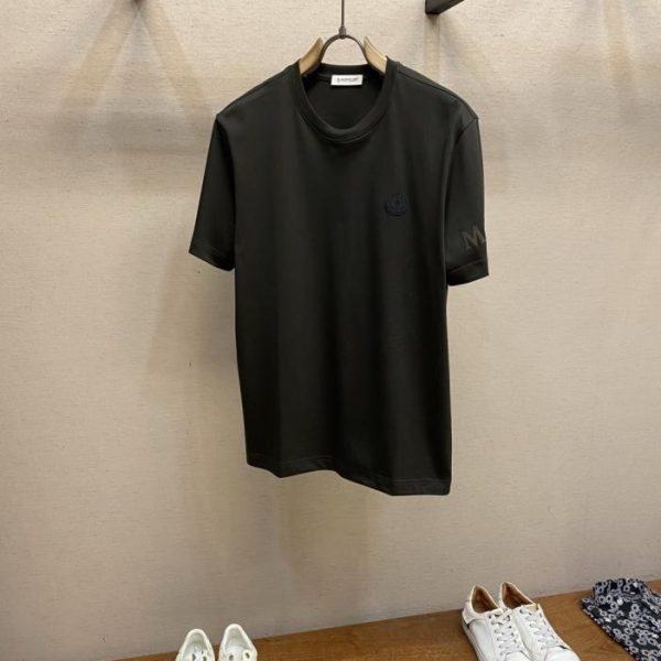 designer,replica,clothing,fake,1:1,lv,luxury,high quality Moncler’s new short-sleeved shirt (G3XBAJ)