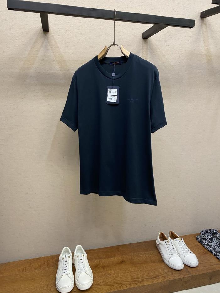designer,replica,clothing,fake,1:1,lv,luxury,high quality LV minimalist short-sleeved T-shirt (HX0A6O) designer,replica,clothing,fake,1:1,lv,luxury,high quality LV minimalist short-sleeved T-shirt (HX0A6O)