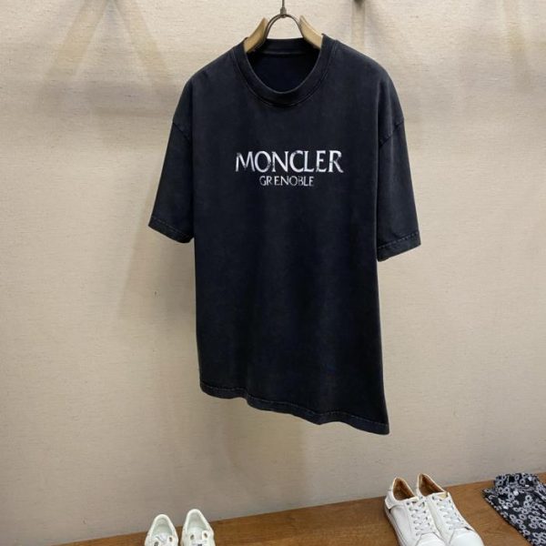 designer,replica,clothing,fake,1:1,lv,luxury,high quality Moncler New Short-Sleeve T-Shirt (0U4339)