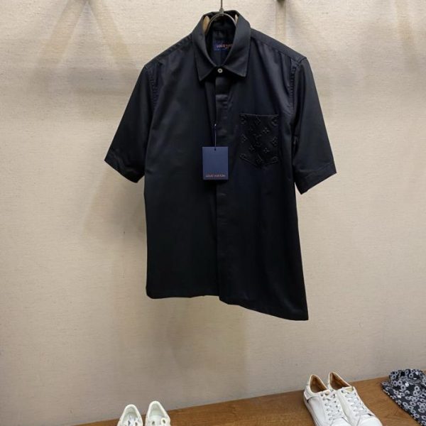 designer,replica,clothing,fake,1:1,lv,luxury,high quality New LV short-sleeved shirt (TNCM73)