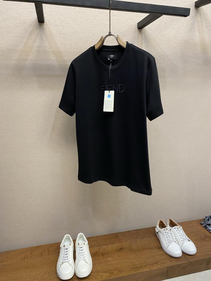 designer,replica,clothing,fake,1:1,lv,luxury,high quality Fendi Standard Fit Short Sleeve Crew Neck T-Shirt (2NNNH9) designer,replica,clothing,fake,1:1,lv,luxury,high quality Fendi Standard Fit Short Sleeve Crew Neck T-Shirt (2NNNH9)