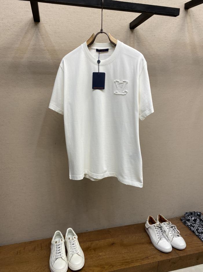designer,replica,clothing,fake,1:1,lv,luxury,high quality LV Appliqué Embroidered Heavyweight 100% Cotton Short-Sleeve T-Shirt (N1S82G) designer,replica,clothing,fake,1:1,lv,luxury,high quality LV Appliqué Embroidered Heavyweight 100% Cotton Short-Sleeve T-Shirt (N1S82G)