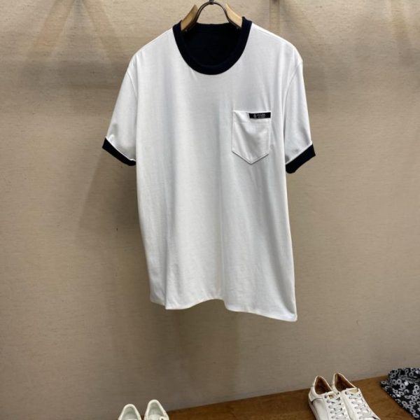 designer,replica,clothing,fake,1:1,lv,luxury,high quality Prada offers after-sales support for color-blocked reversible pure cotton short-sleeved T-shirts (84HHCX) after the Chinese New Year.