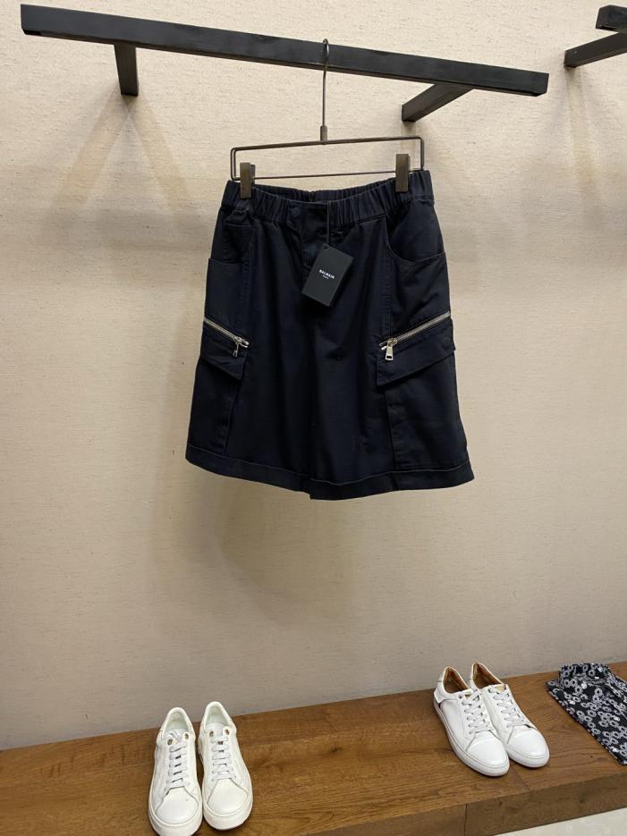 designer,replica,clothing,fake,1:1,lv,luxury,high quality Balmain’s new summer collection features multi-pocket cargo shorts (KIXUOQ). designer,replica,clothing,fake,1:1,lv,luxury,high quality Balmain’s new summer collection features multi-pocket cargo shorts (KIXUOQ).