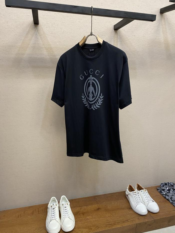 designer,replica,clothing,fake,1:1,lv,luxury,high quality Gucci Armor Logo Crew Neck Short-Sleeve T-Shirt (N5XCO6) designer,replica,clothing,fake,1:1,lv,luxury,high quality Gucci Armor Logo Crew Neck Short-Sleeve T-Shirt (N5XCO6)