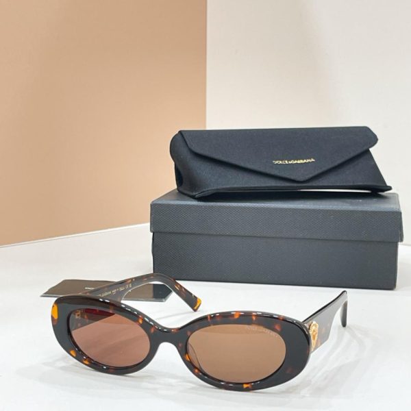designer,replica,clothing,fake,1:1,lv,luxury,high quality Dolce & Gabbana sunglasses, Model DG4537 (572Y4L)