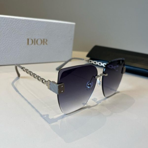designer,replica,clothing,fake,1:1,lv,luxury,high quality Dior Sunglasses (0X4UH8)