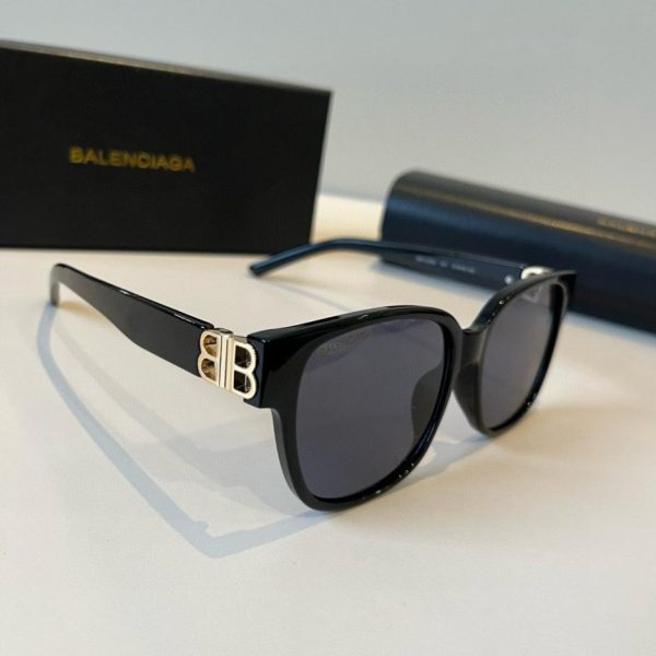 designer,replica,clothing,fake,1:1,lv,luxury,high quality BALENCIAGA Square Retro-Style Sunglasses (AX2VNL)