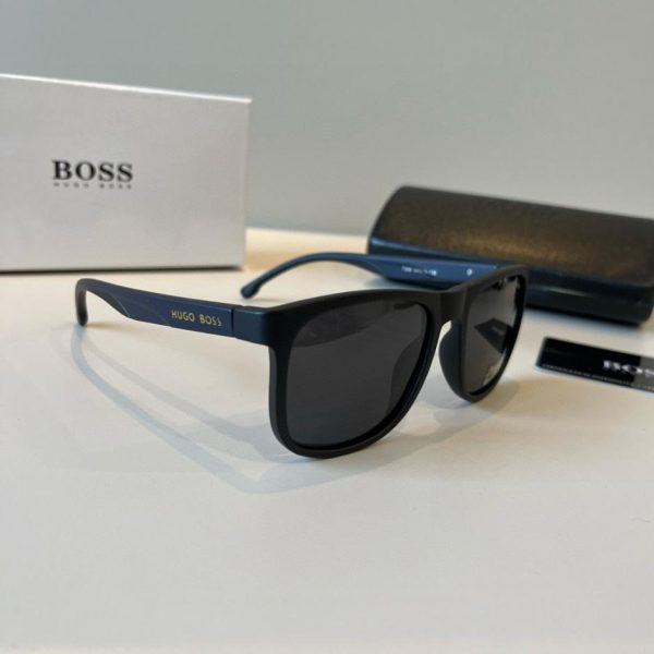 designer,replica,clothing,fake,1:1,lv,luxury,high quality Boss Men’s New Sunglasses, the Same Style as Many Celebrities (BVD5RV)