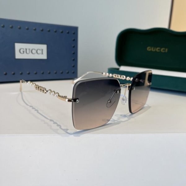 designer,replica,clothing,fake,1:1,lv,luxury,high quality Gucci New Women’s Sunglasses, Oversized Frame, Retro Style (H6SL5A)