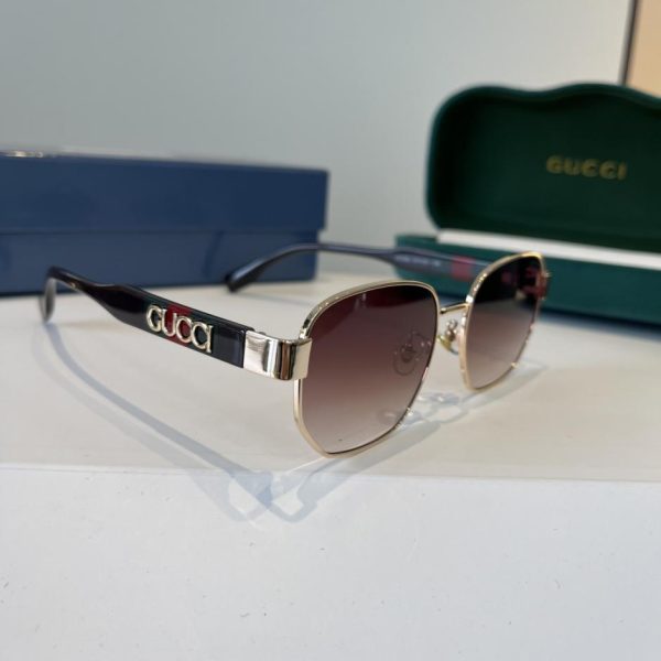 designer,replica,clothing,fake,1:1,lv,luxury,high quality Gucci New Women’s Sunglasses, Oversized Frame, Retro Style (L9MYD4)