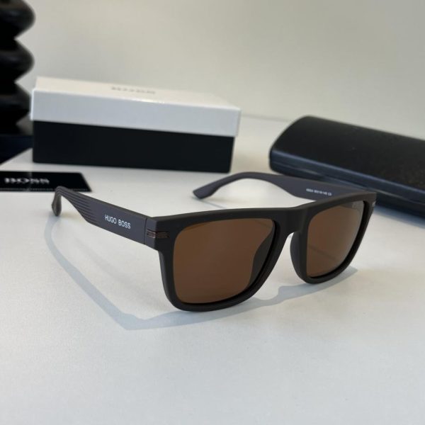 designer,replica,clothing,fake,1:1,lv,luxury,high quality Boss Men’s New Sunglasses – Popular with Many Celebrities (VLI56V)