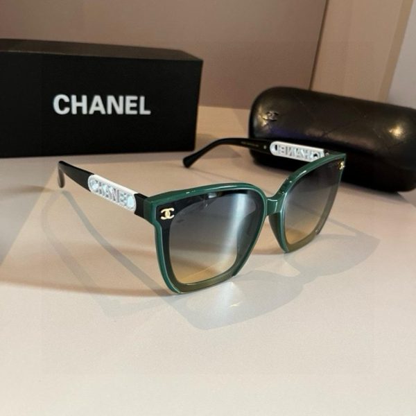 designer,replica,clothing,fake,1:1,lv,luxury,high quality Chanel elegant sunglasses, the same style worn by bloggers (RRIB3F)
