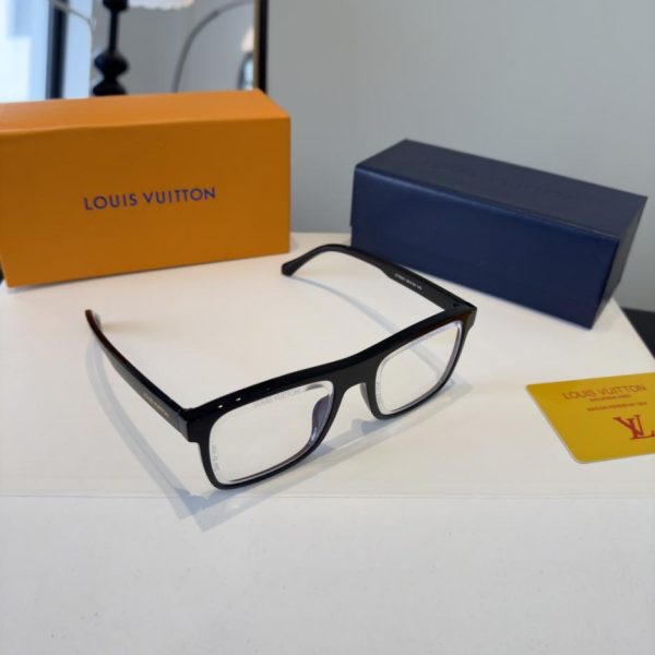 designer,replica,clothing,fake,1:1,lv,luxury,high quality Louis Vuitton sunglasses – summer is here, sunglasses are a must-have for every outing (BXF7I6)