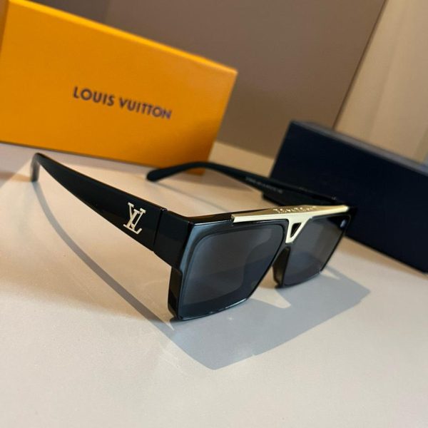 designer,replica,clothing,fake,1:1,lv,luxury,high quality Louis Vuitton sunglasses LOUIS VUITTON MODEL Z1502W(HNBK31)