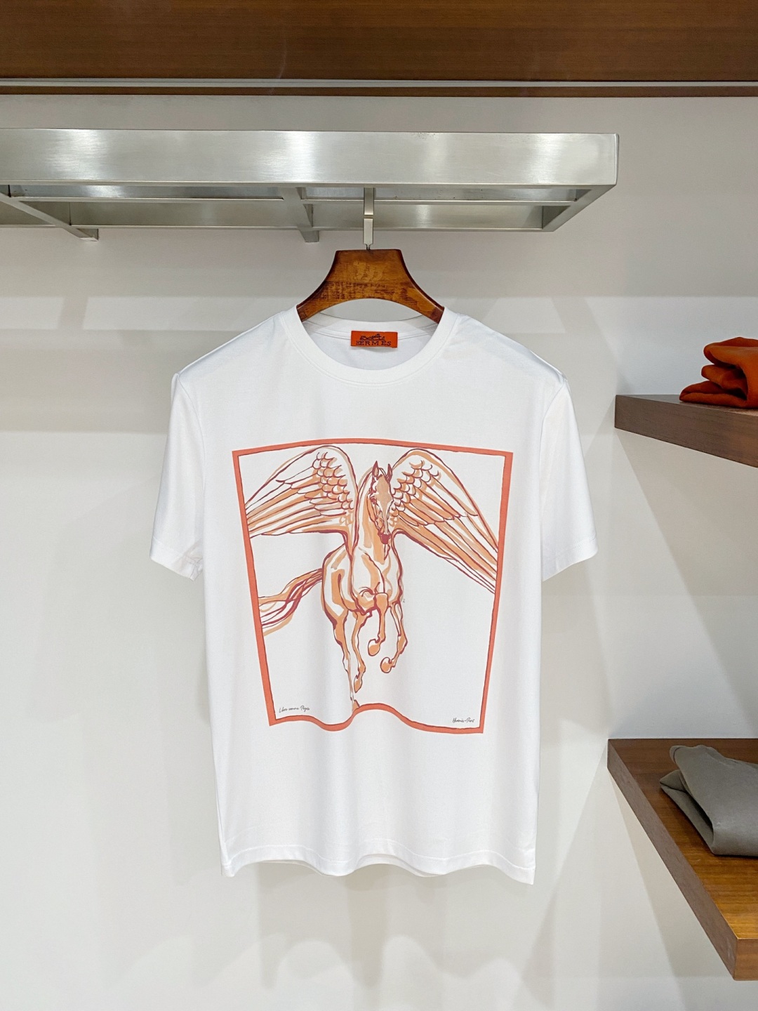 designer,replica,clothing,fake,1:1,lv,luxury,high quality Hermès H27 Summer New Mercerized Cotton Short-Sleeve T-Shirt (32JQV1) designer,replica,clothing,fake,1:1,lv,luxury,high quality Hermès H27 Summer New Mercerized Cotton Short-Sleeve T-Shirt (32JQV1)
