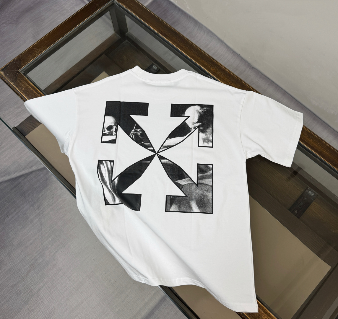designer,replica,clothing,fake,1:1,lv,luxury,high quality OFF-WHITE Spring/Summer New Arrival: Couple’s Crew Neck T-Shirt with Letter Logo (QDCJJA) designer,replica,clothing,fake,1:1,lv,luxury,high quality OFF-WHITE Spring/Summer New Arrival: Couple’s Crew Neck T-Shirt with Letter Logo (QDCJJA)