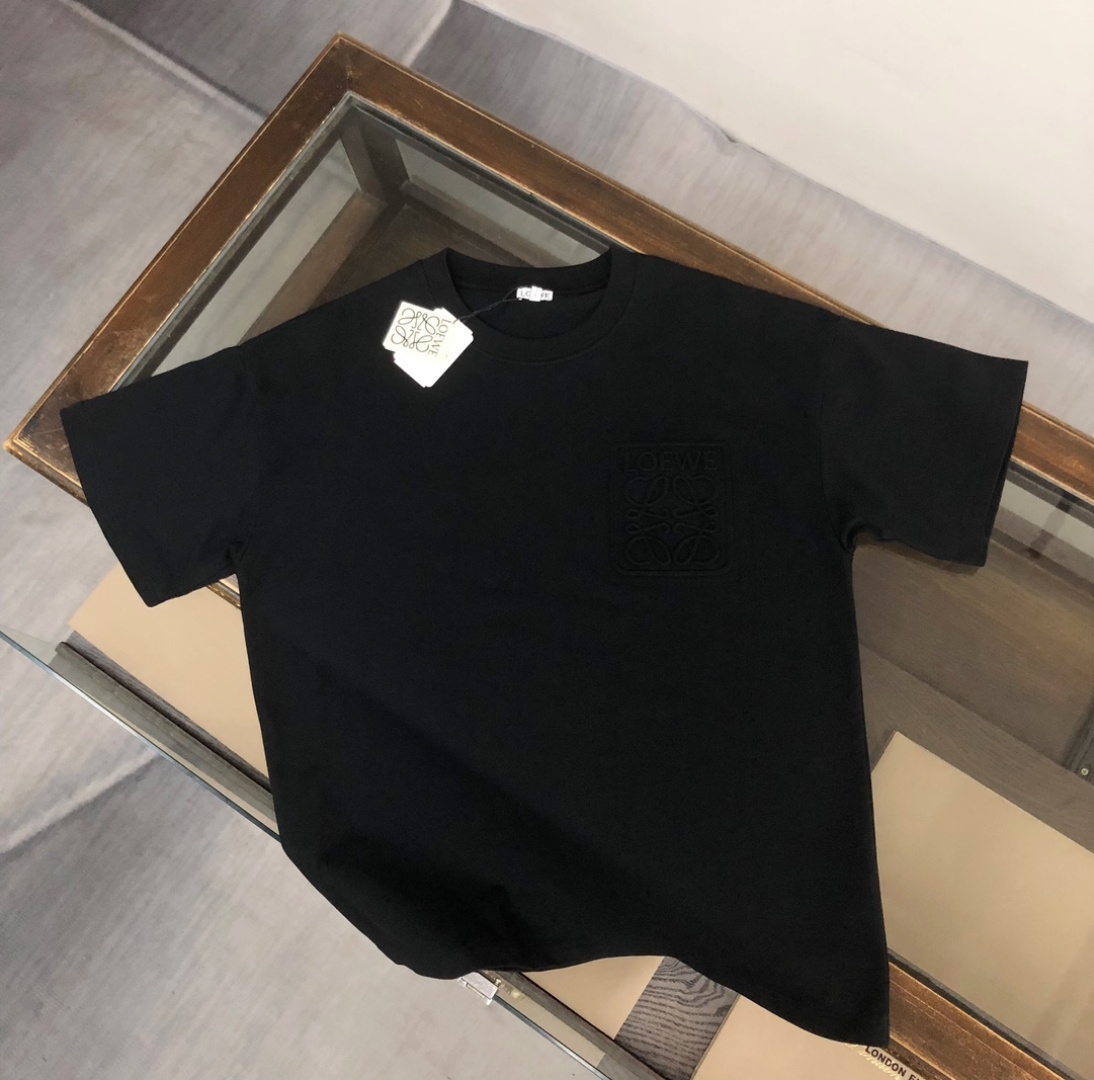 designer,replica,clothing,fake,1:1,lv,luxury,high quality LOE WE (Loewe) boutique style crew neck short-sleeved T-shirt (QETQI7) designer,replica,clothing,fake,1:1,lv,luxury,high quality LOE WE (Loewe) boutique style crew neck short-sleeved T-shirt (QETQI7)