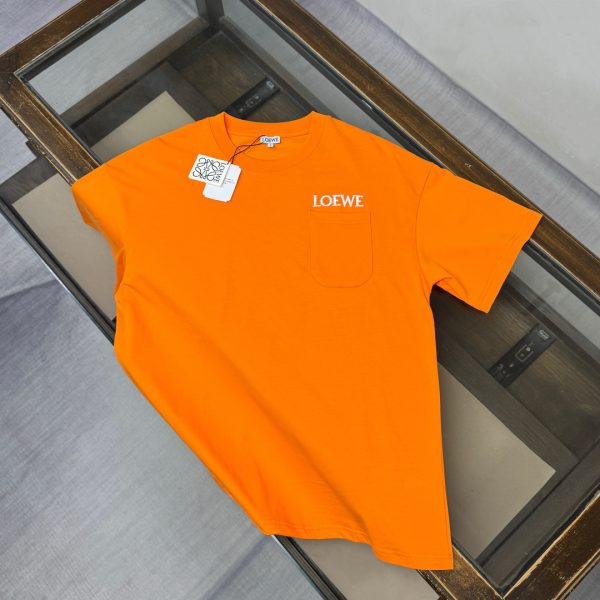 designer,replica,clothing,fake,1:1,lv,luxury,high quality LOEWE Spring/Summer New Arrival: Short-Sleeve Crew Neck T-Shirt, Unisex (LEYH7M)