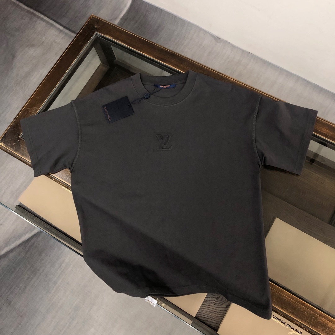 designer,replica,clothing,fake,1:1,lv,luxury,high quality Louis Vuitton boutique style crew neck short-sleeved shirt (HYQ9GT) designer,replica,clothing,fake,1:1,lv,luxury,high quality Louis Vuitton boutique style crew neck short-sleeved shirt (HYQ9GT)