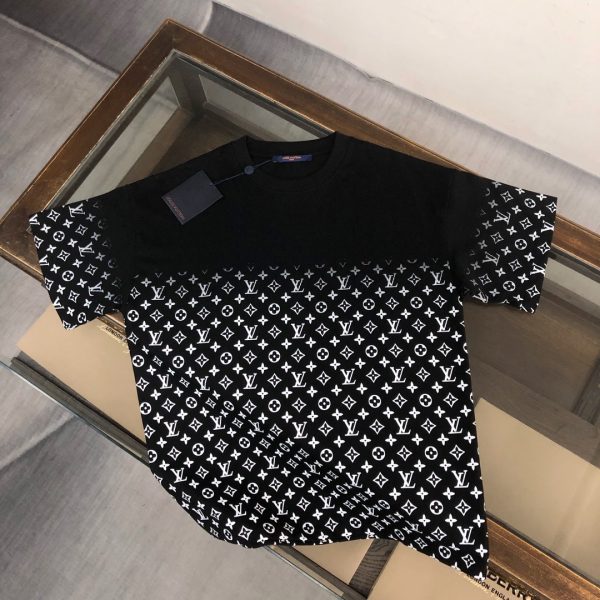designer,replica,clothing,fake,1:1,lv,luxury,high quality Louis Vuitton New Gradient Print Short-Sleeve T-Shirt (N6A3ZM)