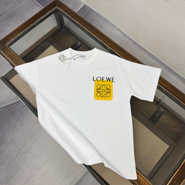 designer,replica,clothing,fake,1:1,lv,luxury,high quality LOEWE Spring/Summer New Arrival: Short-Sleeve Crew Neck T-Shirt, Unisex (39TAHV)