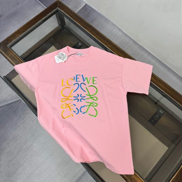 designer,replica,clothing,fake,1:1,lv,luxury,high quality LOEWE Spring/Summer New Arrival: Short-Sleeve Crew Neck T-Shirt, Unisex (4XS7JV)