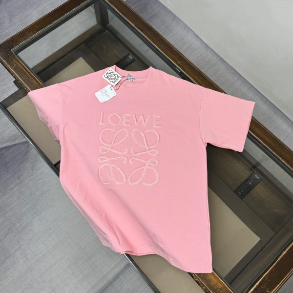 designer,replica,clothing,fake,1:1,lv,luxury,high quality LOEWE Spring/Summer New Arrival: Short-Sleeve Crew Neck T-Shirt, Unisex (8VCYK5)
