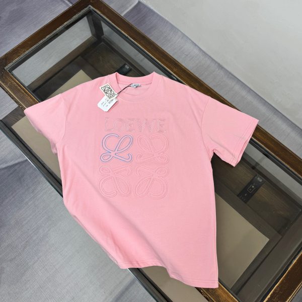 designer,replica,clothing,fake,1:1,lv,luxury,high quality LOEWE Spring/Summer New Arrival: Short-Sleeve Crew Neck T-Shirt, Unisex (4VD22E)