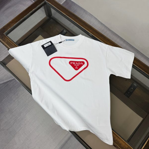 designer,replica,clothing,fake,1:1,lv,luxury,high quality PRADA Spring/Summer New Arrival: Short-Sleeve Crew Neck T-Shirt, Unisex (ZTGZZT)