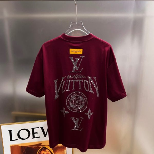 designer,replica,clothing,fake,1:1,lv,luxury,high quality Louis Vuitton Spring/Summer New Arrival: Classic Lettering with 3D Rhinestone Design, Custom Double-Weave Plain Cotton Short-Sleeve T-Shirt (IANG1M)