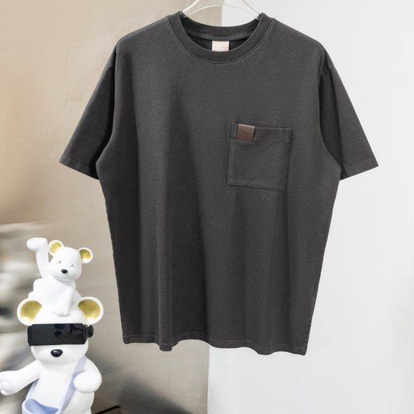 designer,replica,clothing,fake,1:1,lv,luxury,high quality New Dior distressed leather label pocket short-sleeved T-shirt (70VMHV)