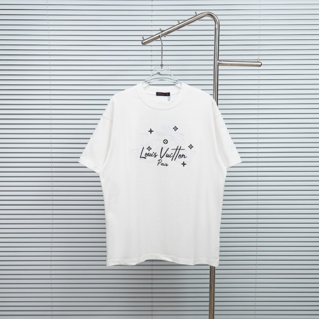 designer,replica,clothing,fake,1:1,lv,luxury,high quality Louis Vuitton short-sleeved shirt with invisible appliqué embroidery and frayed edges, color SOJ29I.