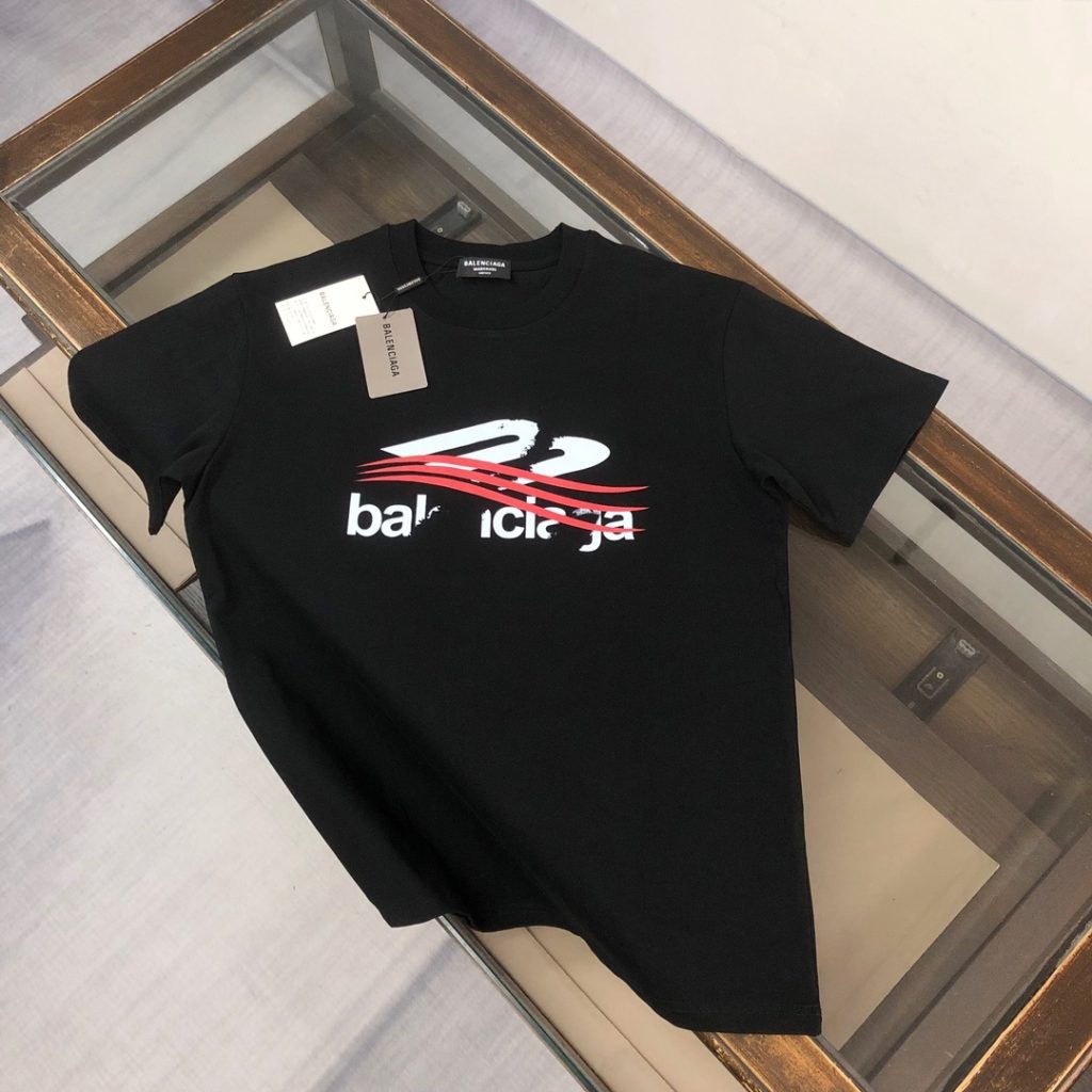 designer,replica,clothing,fake,1:1,lv,luxury,high quality Balenciaga’s latest printed crew neck short-sleeved shirt for couples (9B1E7H)