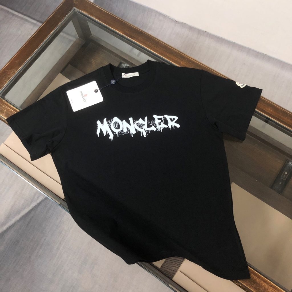 designer,replica,clothing,fake,1:1,lv,luxury,high quality MONCLER Summer New Crew Neck Short-Sleeve T-Shirt (93TLSA)
