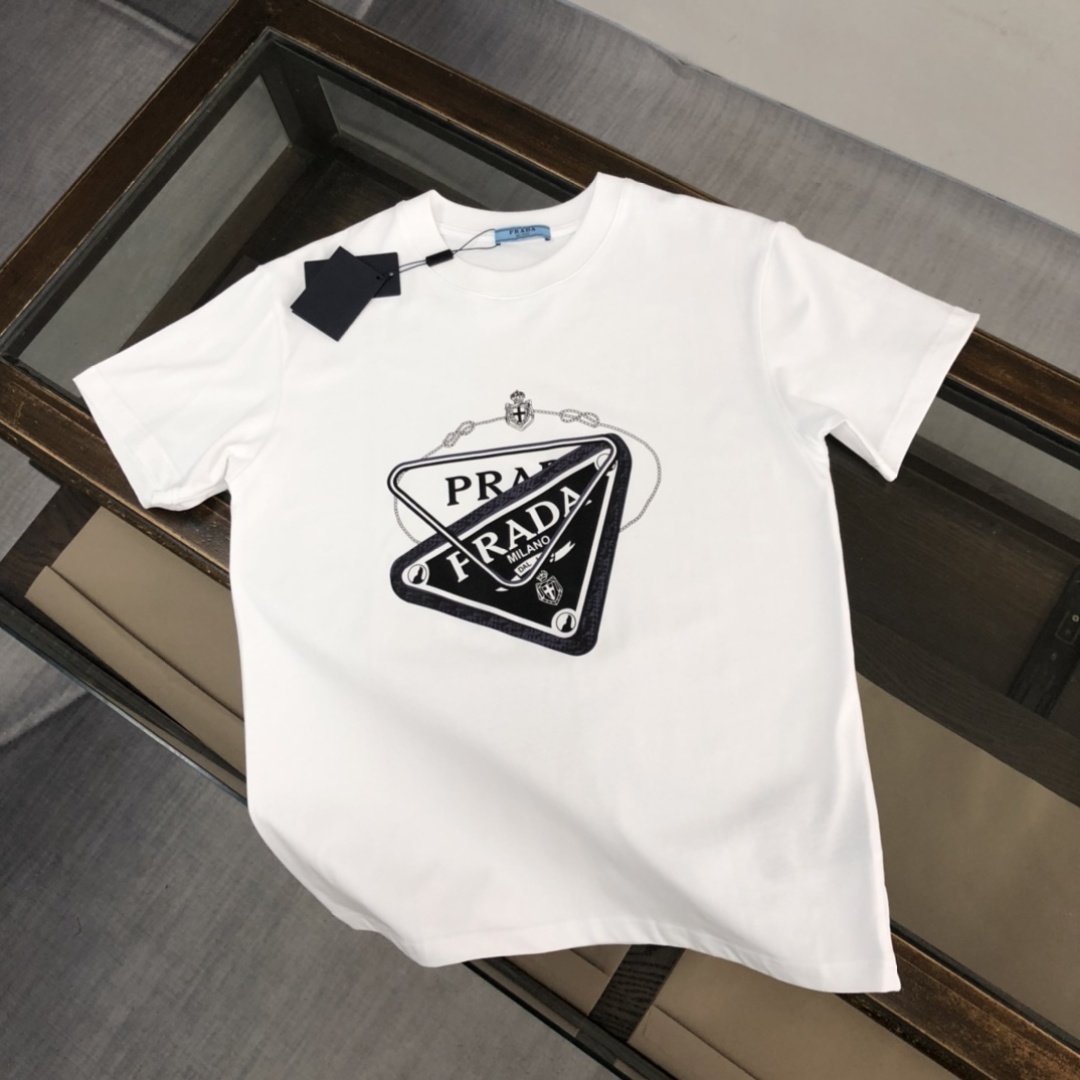 designer,replica,clothing,fake,1:1,lv,luxury,high quality PRADA Summer New Crew Neck Short-Sleeve T-Shirt (G18ZFK) designer,replica,clothing,fake,1:1,lv,luxury,high quality PRADA Summer New Crew Neck Short-Sleeve T-Shirt (G18ZFK)
