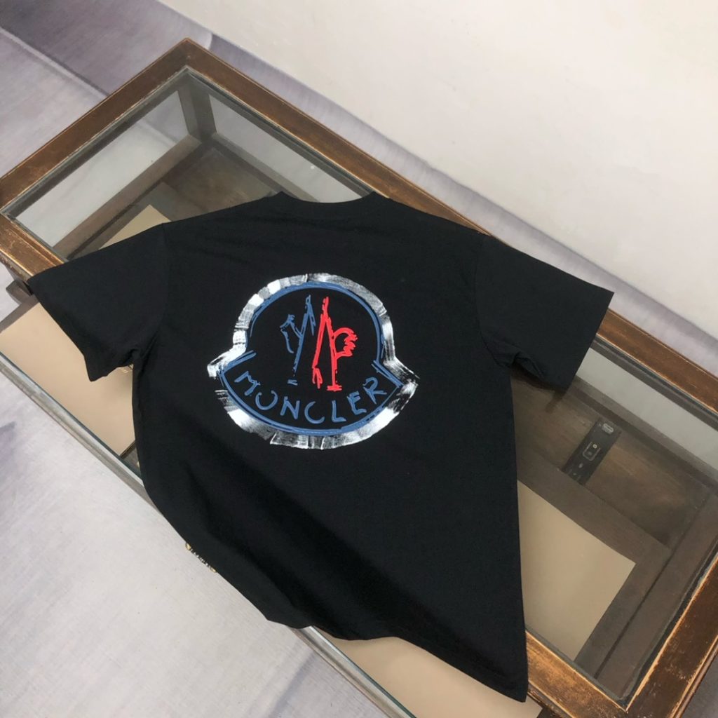 designer,replica,clothing,fake,1:1,lv,luxury,high quality MONCLER Spring/Summer New Arrival – Unisex Style (M4XD4I)