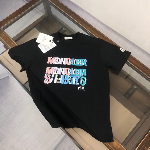 designer,replica,clothing,fake,1:1,lv,luxury,high quality MONCLER’s latest couple’s short-sleeved shirt with brand logo print (7JBKFD)