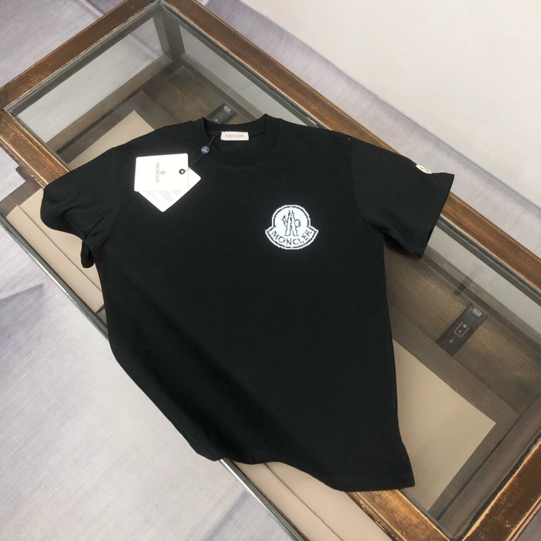 designer,replica,clothing,fake,1:1,lv,luxury,high quality MONCLER’s latest couple’s round neck short-sleeved shirt (R4IWCS) designer,replica,clothing,fake,1:1,lv,luxury,high quality MONCLER’s latest couple’s round neck short-sleeved shirt (R4IWCS)