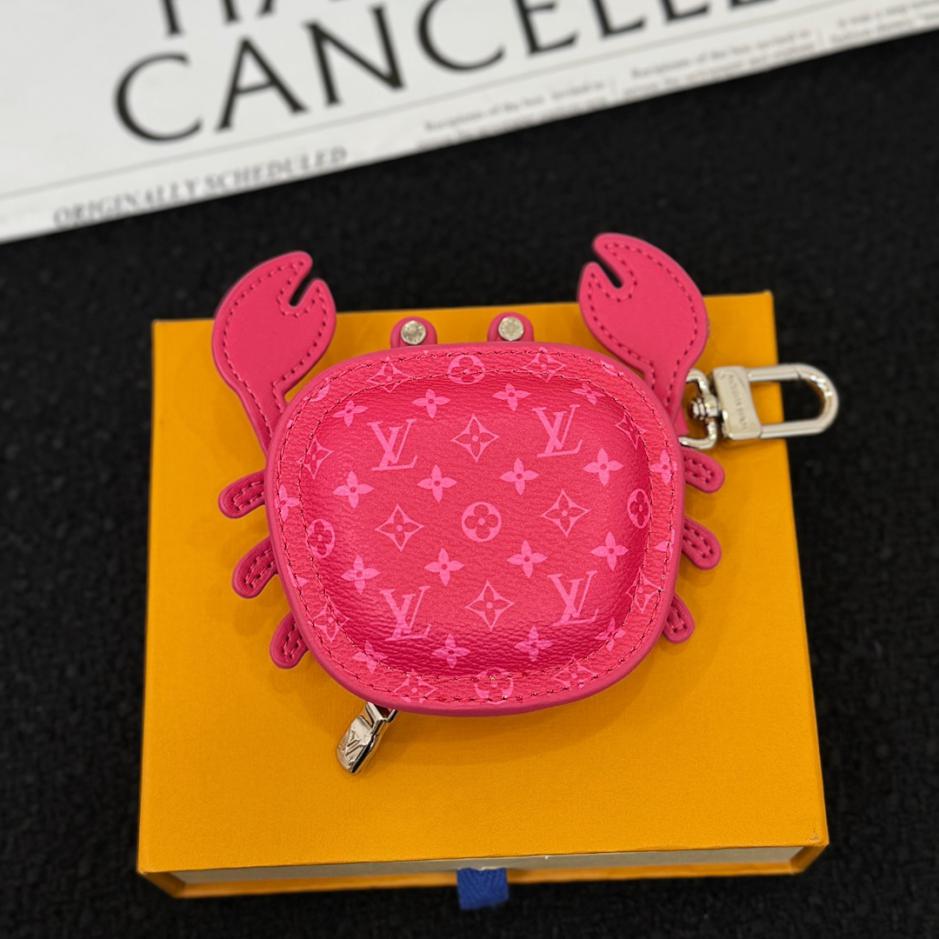 designer,replica,clothing,fake,1:1,lv,luxury,high quality Louis Vuitton crab-themed eye accessory and earphone bag (L2TZVX)