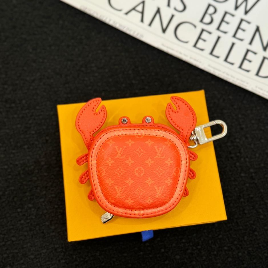 designer,replica,clothing,fake,1:1,lv,luxury,high quality Louis Vuitton crab-themed eye accessory and earphone bag (Y9R8U6)