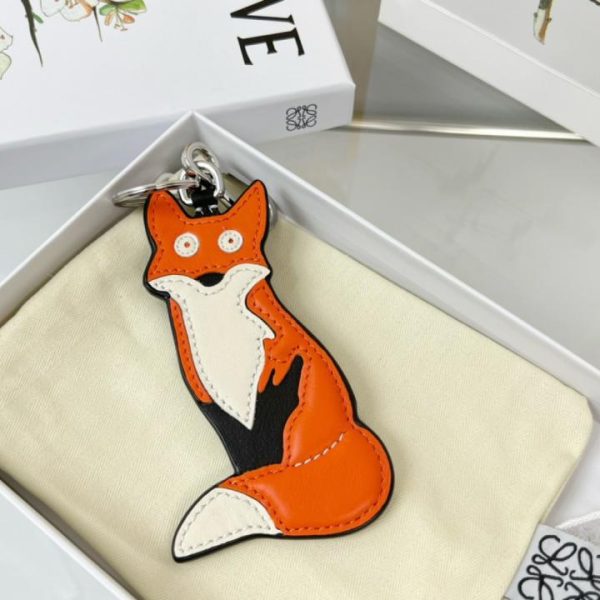 designer,replica,clothing,fake,1:1,lv,luxury,high quality New Loewe Leather Keychain Car Keychain Fox Charm Series Fox Charm (AYELZ2)