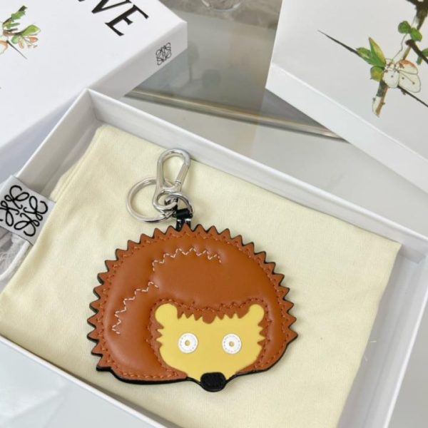 designer,replica,clothing,fake,1:1,lv,luxury,high quality New Loewe Leather Keychain Car Keychain Hedgehog Charm Series (5XX268)