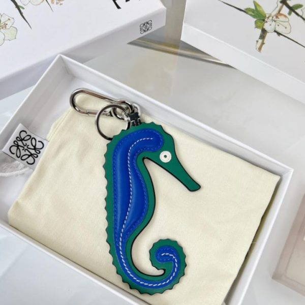 designer,replica,clothing,fake,1:1,lv,luxury,high quality New Loewe Leather Keychain Car Keychain Hippocampus Charm Series Seahorse Pendant (K441Z0)