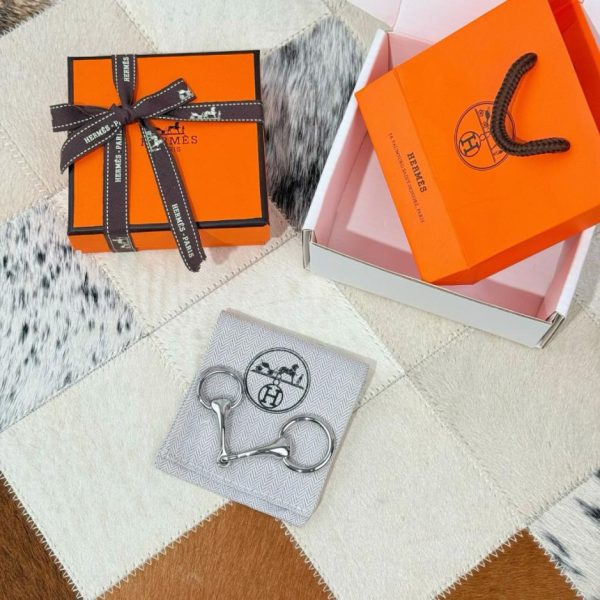 designer,replica,clothing,fake,1:1,lv,luxury,high quality New pure steel quality Mors vintage scarf clip (QL9Y07)