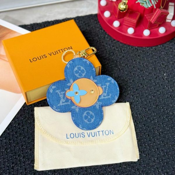 designer,replica,clothing,fake,1:1,lv,luxury,high quality Vivienne Head MONOGRAM MIRROR keychain, Louis Vuitton, made of PU material. (Brand name: Vivienne Head, MONOGRAM MIRROR, PU material)