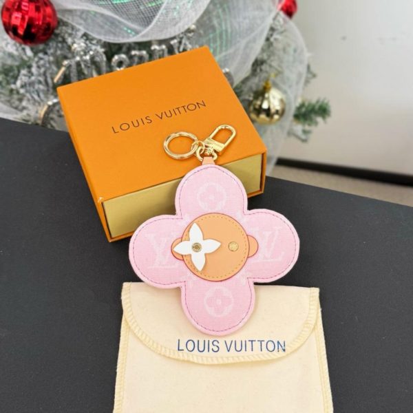 designer,replica,clothing,fake,1:1,lv,luxury,high quality Vivienne Head MONOGRAM MIRROR Keychain M03280 Louis Vuitton VIVIENNE HEAD MONOGRAM MIRROR Keychain made of PU material Vivienne He (WE7R8B)