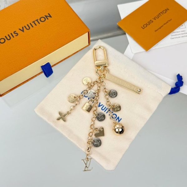 designer,replica,clothing,fake,1:1,lv,luxury,high quality LV Confetti Chain keychain (short style) bag accessory (CCR6L0)